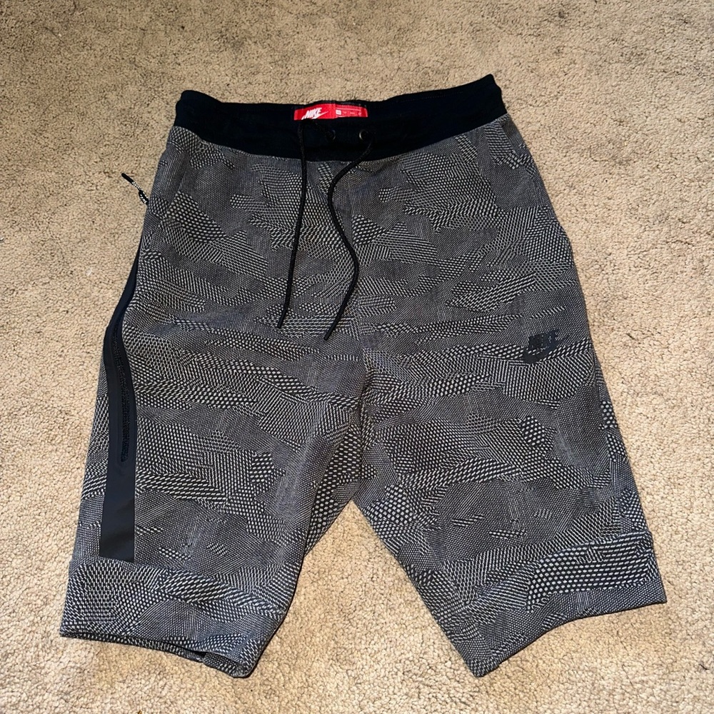 NIKE Sweatshorts